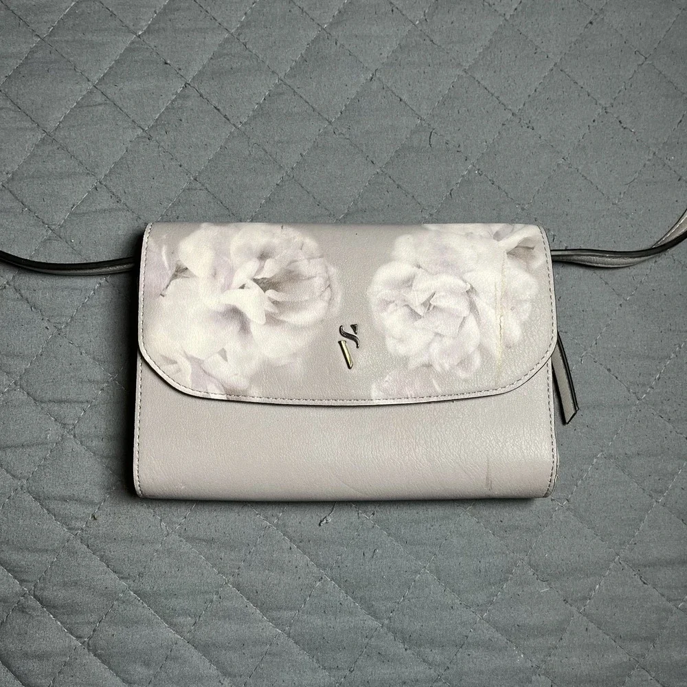 Simply Vera Vera Wang Grey‎ White Floral Faux Leather Crossbody Purse